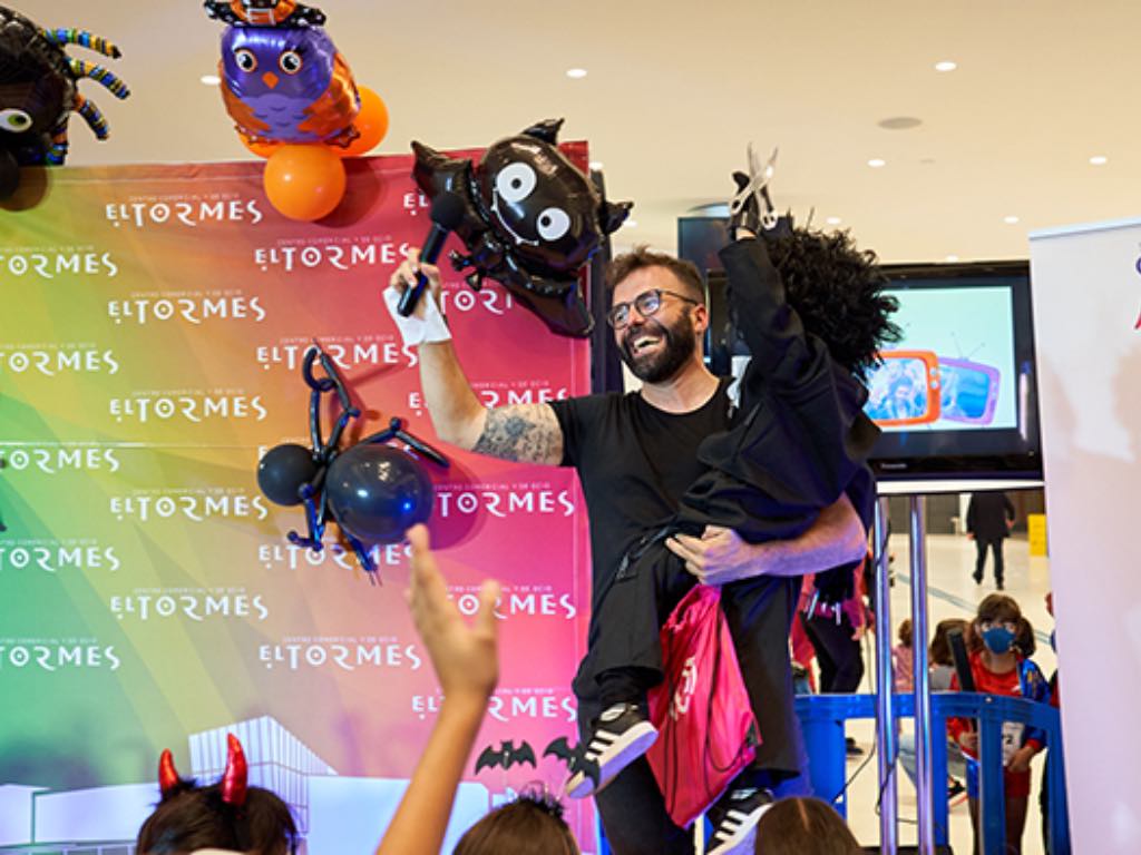 Fiesta de Halloween con Jimeno en Centro Comercial El Tormes de Salamanca