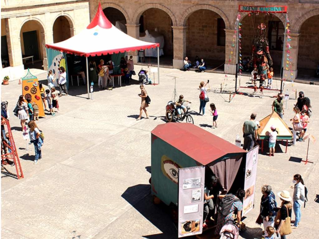 INGENII MACHINA El arte de construir máquinas Compañía Alauda Teatro. Ferias y fiestas Salamanca 2022